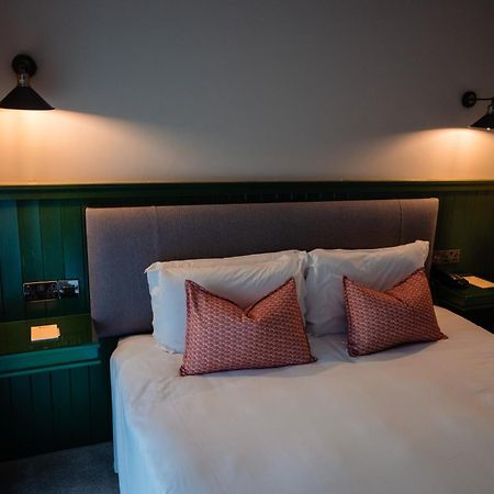 Mcgrory'S Hotel 卡尔达夫 外观 照片